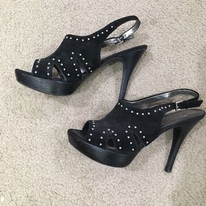 Marc Fisher platform heels size 8